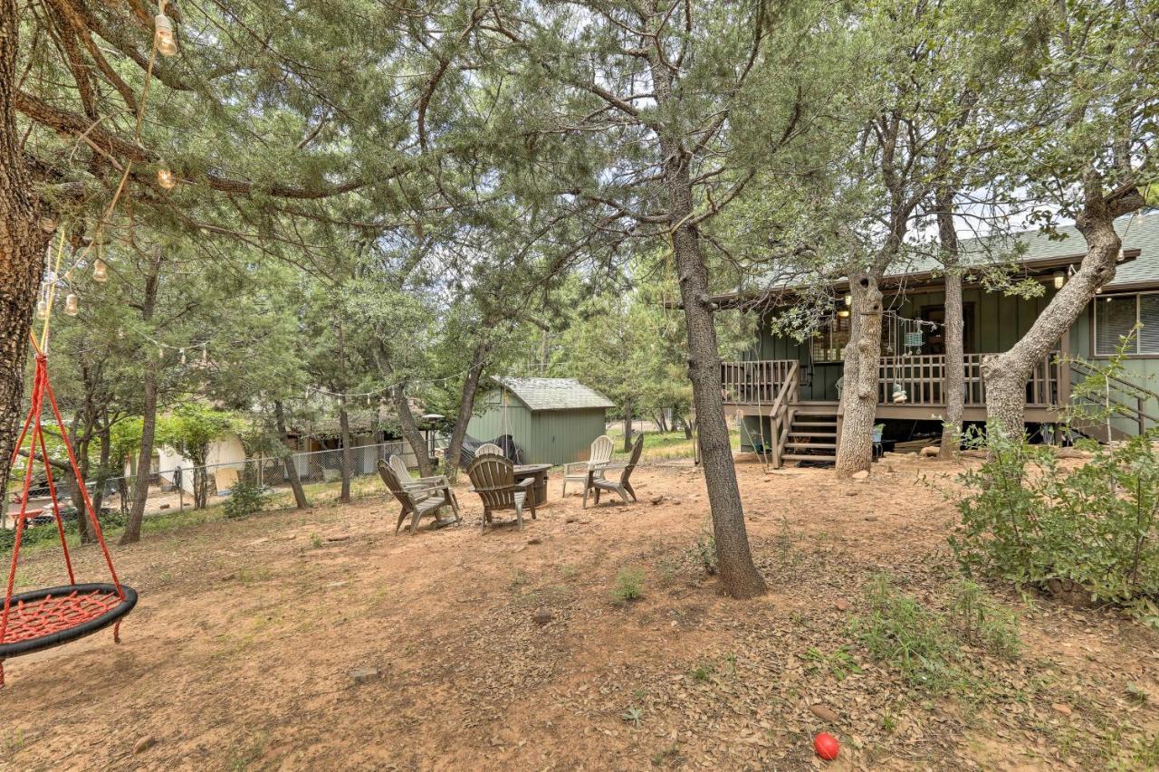 Bright Pine Cabin Direct Trail Access And Deck! Villa Luaran gambar